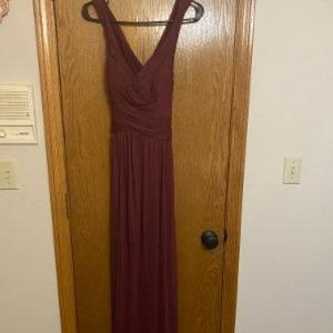 Bridesmaid dress in burgandy.